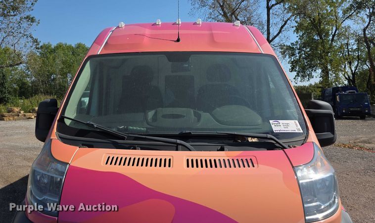 image for item FI0538 2014 RAM 3500 Promaster van