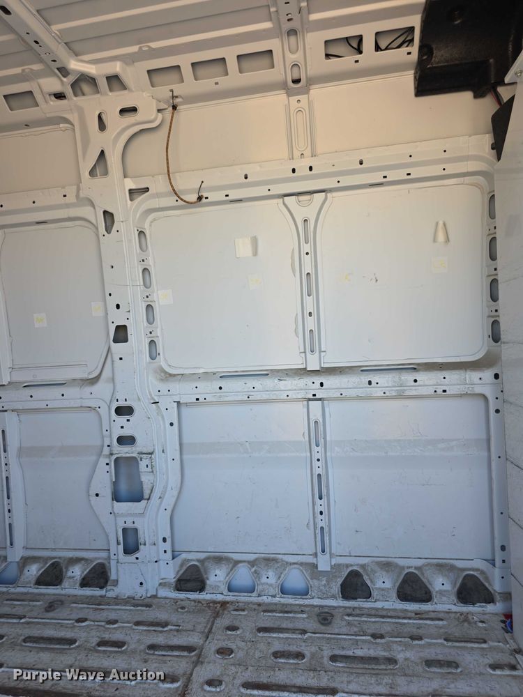 image for item FI0538 2014 RAM 3500 Promaster van