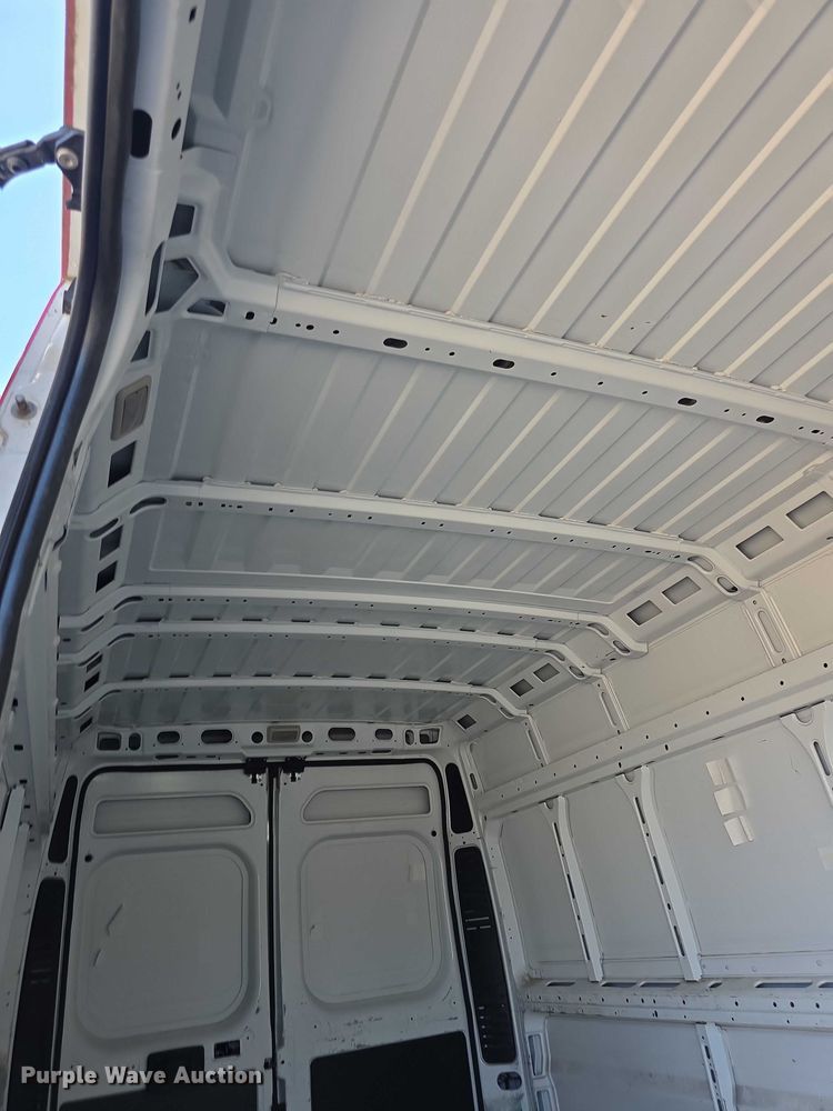 image for item FI0538 2014 RAM 3500 Promaster van