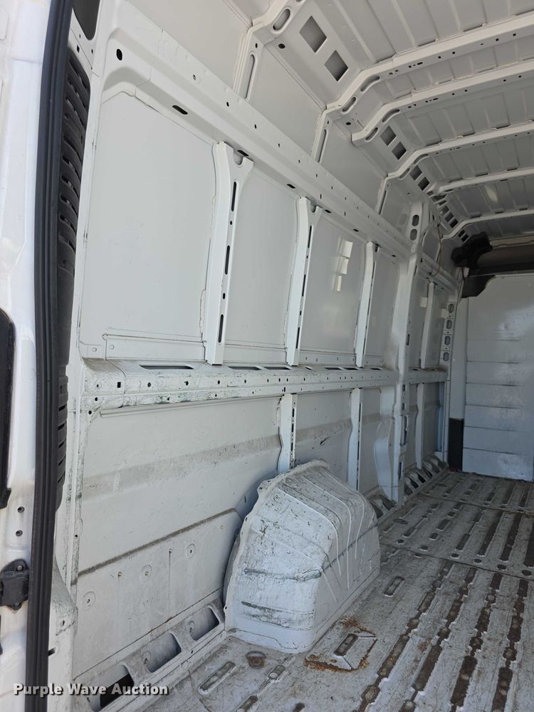 image for item FI0538 2014 RAM 3500 Promaster van