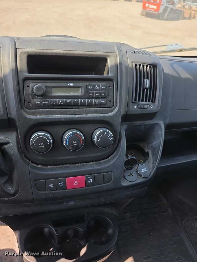 image for item FI0538 2014 RAM 3500 Promaster van