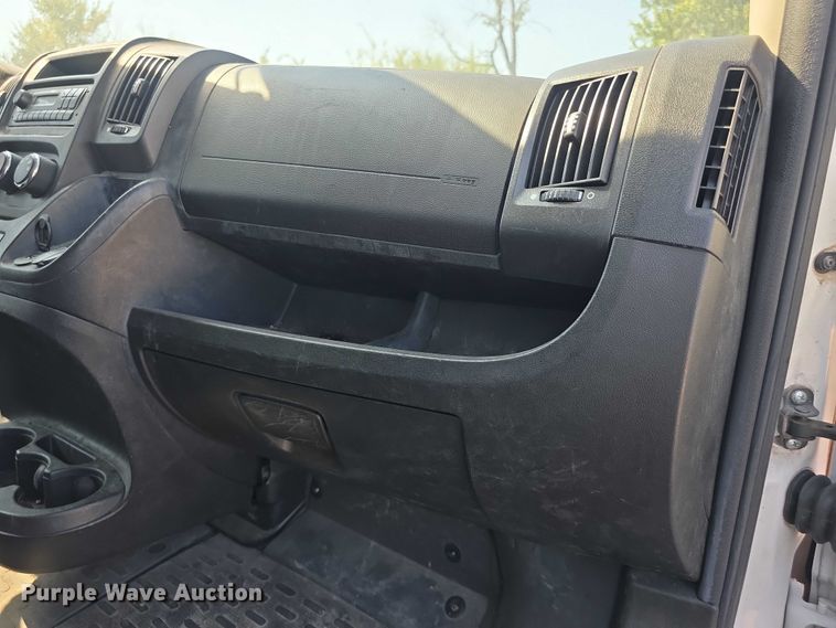 image for item FI0538 2014 RAM 3500 Promaster van