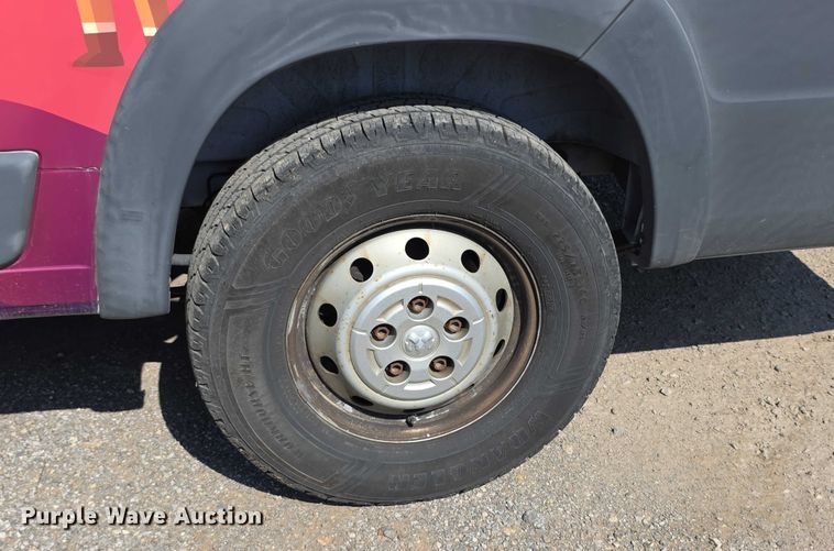 image for item FI0538 2014 RAM 3500 Promaster van