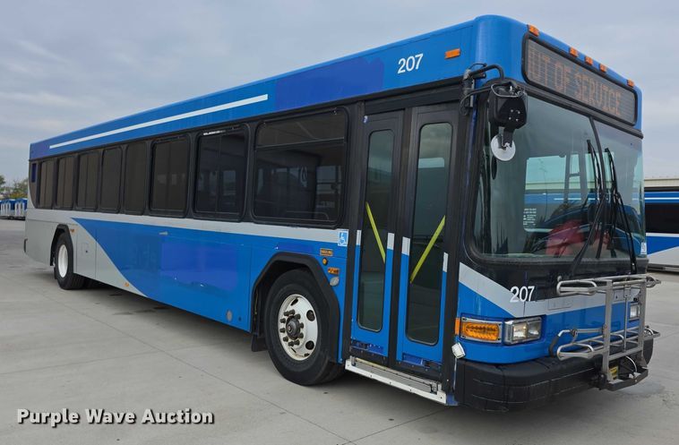 image for item FI0552 2006 Gillig  G29D102N4 coach bus