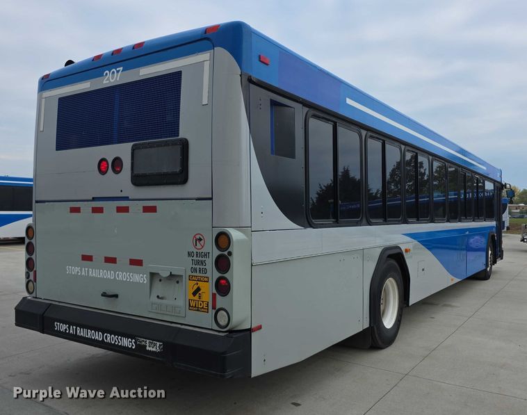 image for item FI0552 2006 Gillig  G29D102N4 coach bus