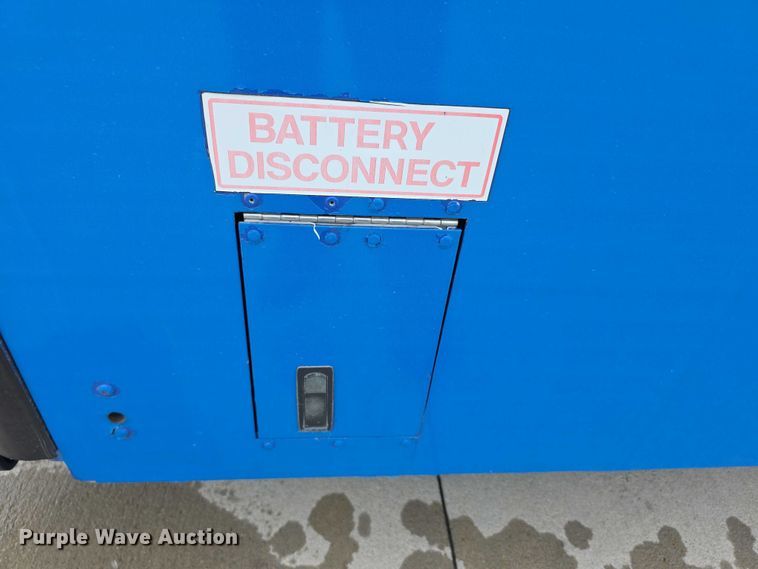 image for item FI0552 2006 Gillig  G29D102N4 coach bus