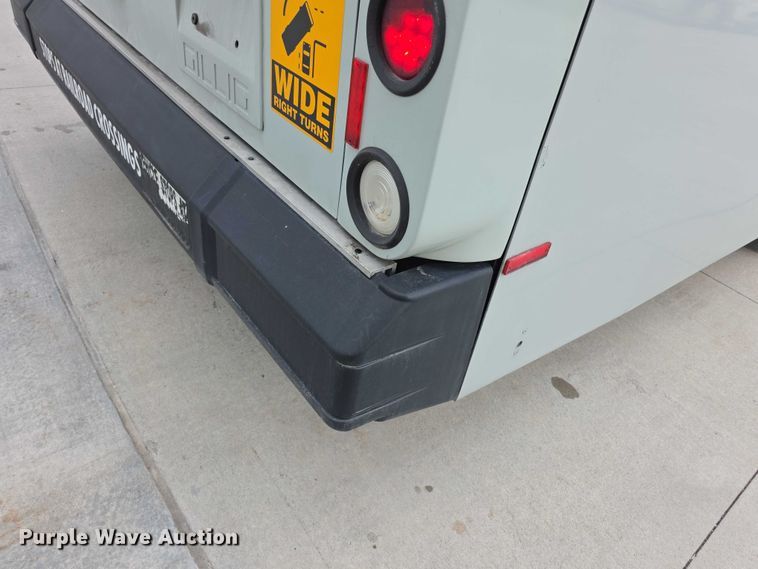 image for item FI0552 2006 Gillig  G29D102N4 coach bus