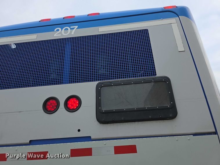 image for item FI0552 2006 Gillig  G29D102N4 coach bus