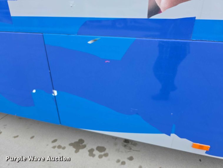 image for item FI0552 2006 Gillig  G29D102N4 coach bus