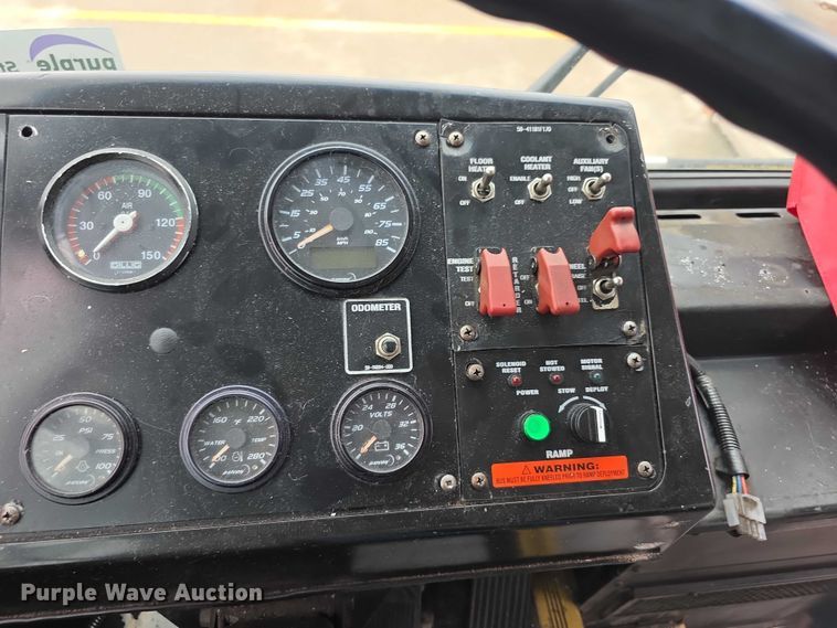 image for item FI0552 2006 Gillig  G29D102N4 coach bus