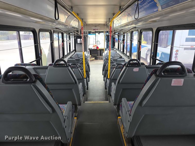 image for item FI0552 2006 Gillig  G29D102N4 coach bus