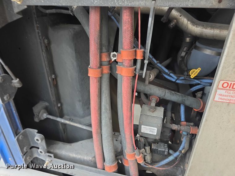 image for item FI0552 2006 Gillig  G29D102N4 coach bus