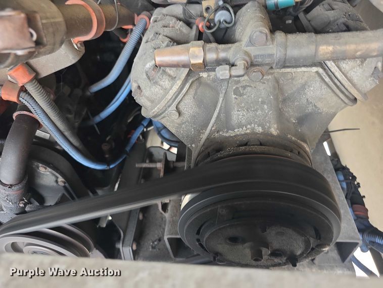 image for item FI0552 2006 Gillig  G29D102N4 coach bus