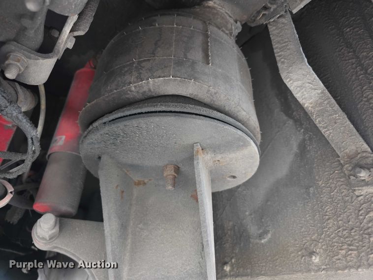 image for item FI0552 2006 Gillig  G29D102N4 coach bus