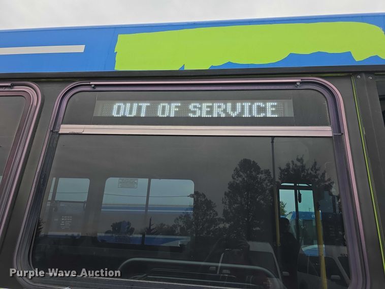 image for item FI0553 2011 Gillig  G27D102N4 shuttle bus