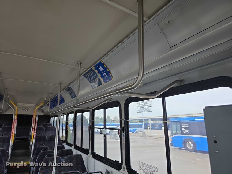 image for item FI0553 2011 Gillig  G27D102N4 shuttle bus