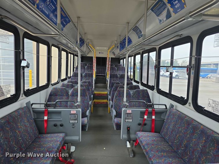 image for item FI0553 2011 Gillig  G27D102N4 shuttle bus