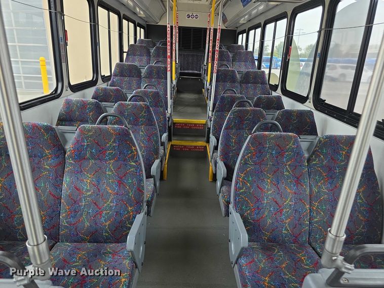 image for item FI0553 2011 Gillig  G27D102N4 shuttle bus