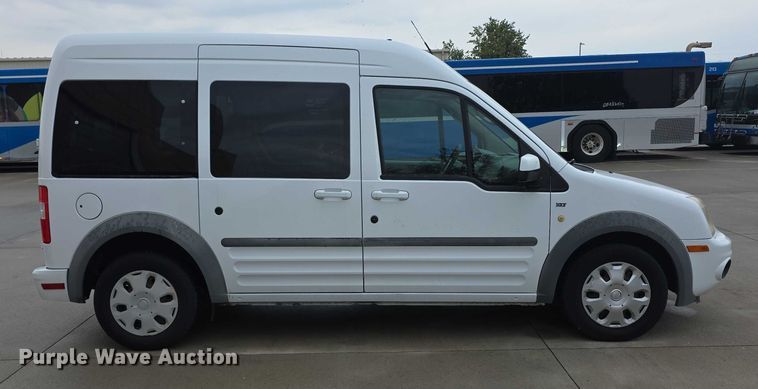 image for item FI0556 2012 Ford Transit Connect XLT van