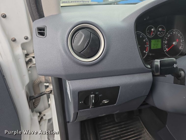 image for item FI0556 2012 Ford Transit Connect XLT van