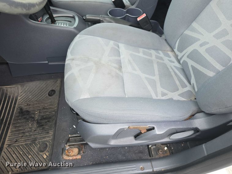 image for item FI0556 2012 Ford Transit Connect XLT van