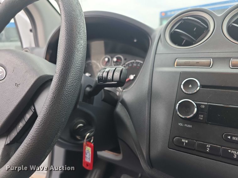 image for item FI0556 2012 Ford Transit Connect XLT van