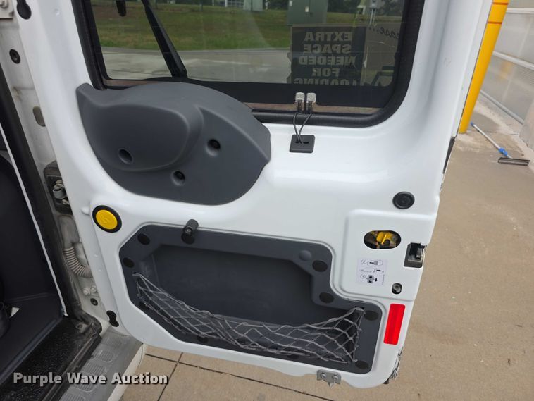 image for item FI0556 2012 Ford Transit Connect XLT van