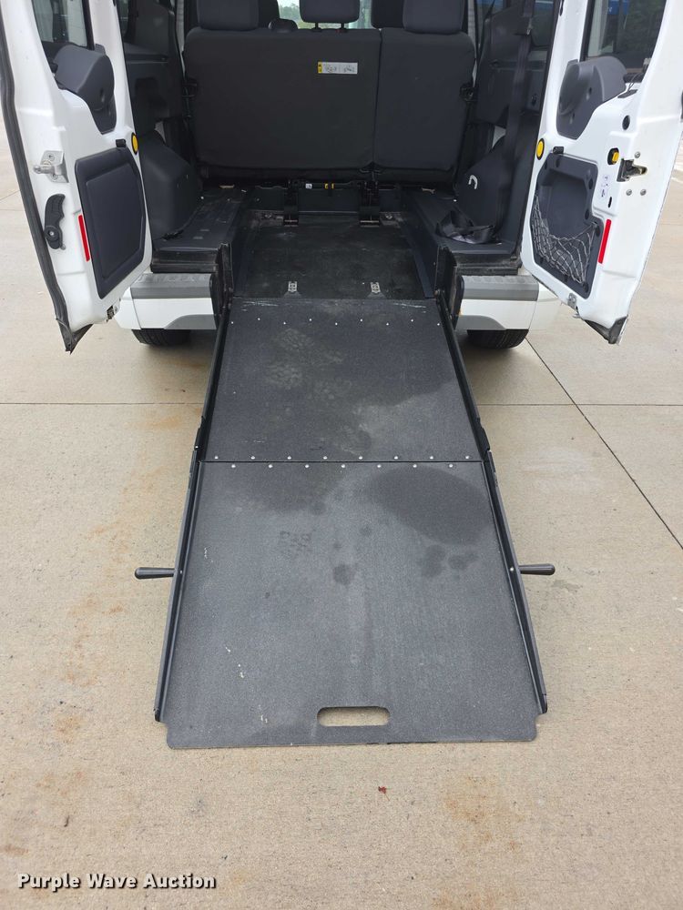 image for item FI0556 2012 Ford Transit Connect XLT van