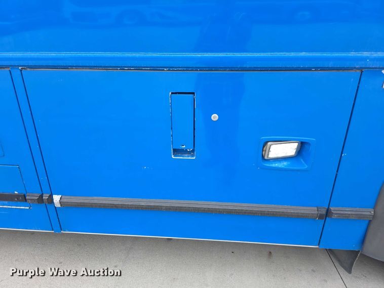 image for item FI0557 2016 MCI F4500 Vocational shuttle bus