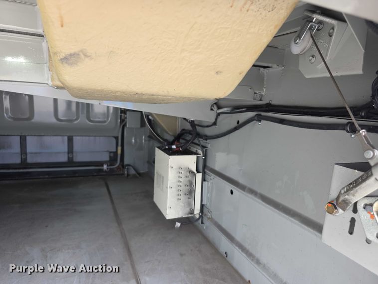 image for item FI0557 2016 MCI F4500 Vocational shuttle bus