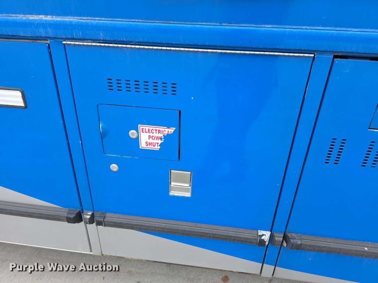 image for item FI0557 2016 MCI F4500 Vocational shuttle bus