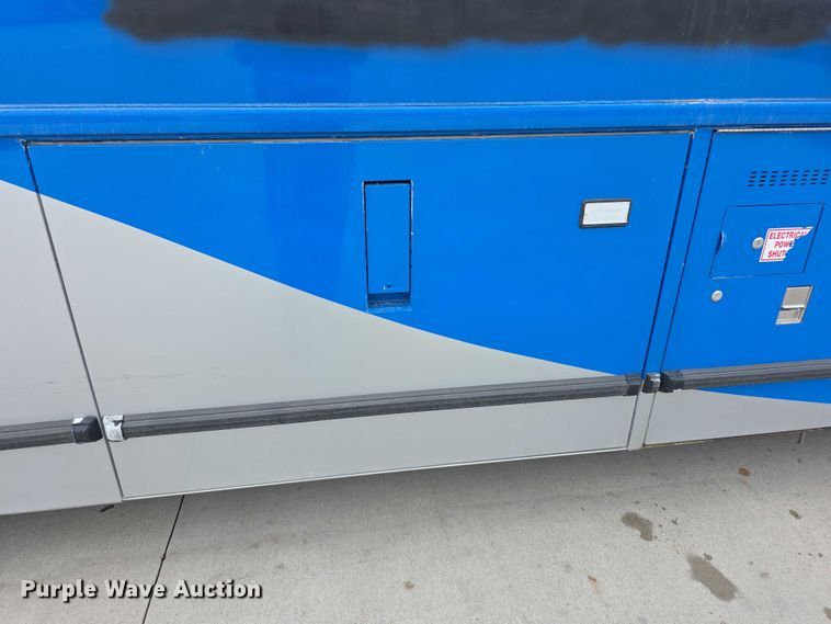 image for item FI0557 2016 MCI F4500 Vocational shuttle bus