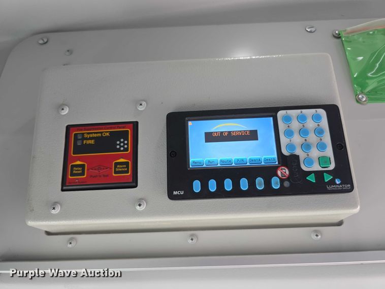 image for item FI0557 2016 MCI F4500 Vocational shuttle bus