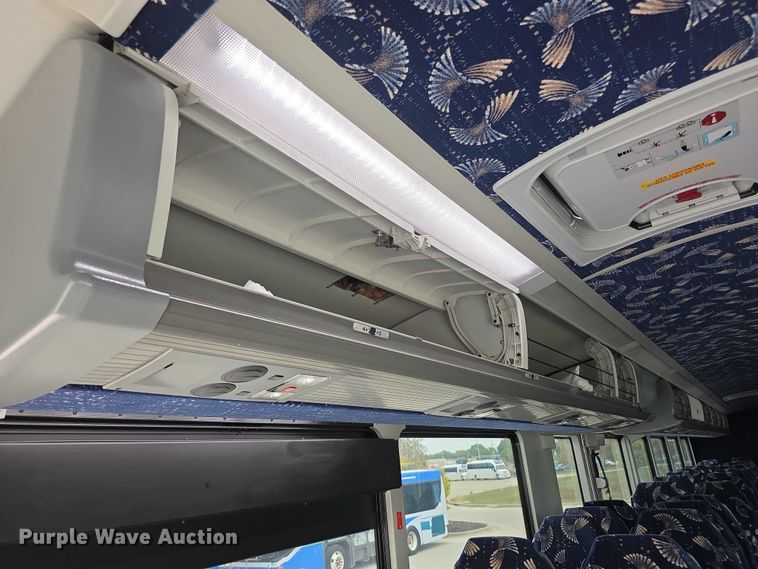 image for item FI0557 2016 MCI F4500 Vocational shuttle bus