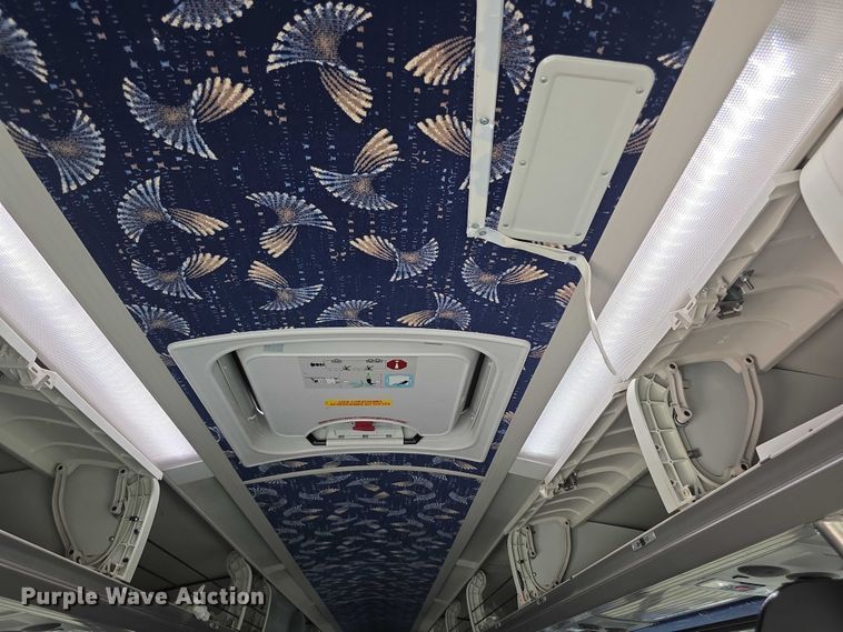 image for item FI0557 2016 MCI F4500 Vocational shuttle bus