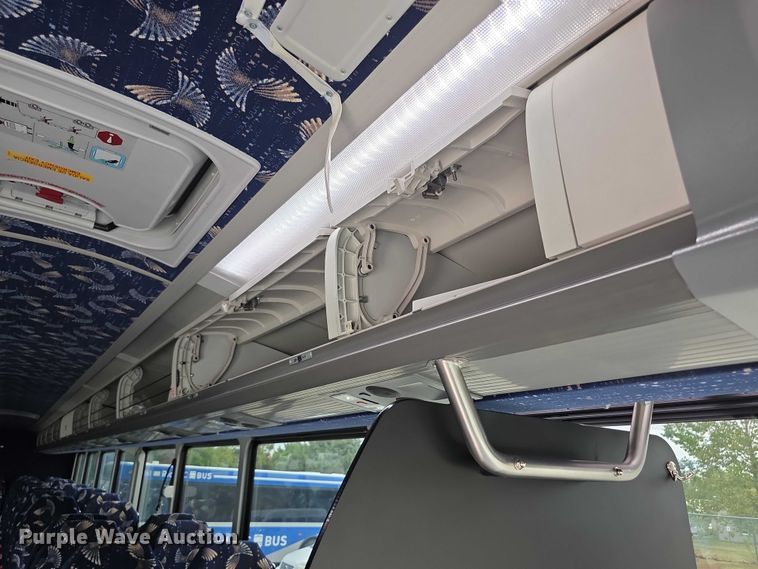 image for item FI0557 2016 MCI F4500 Vocational shuttle bus