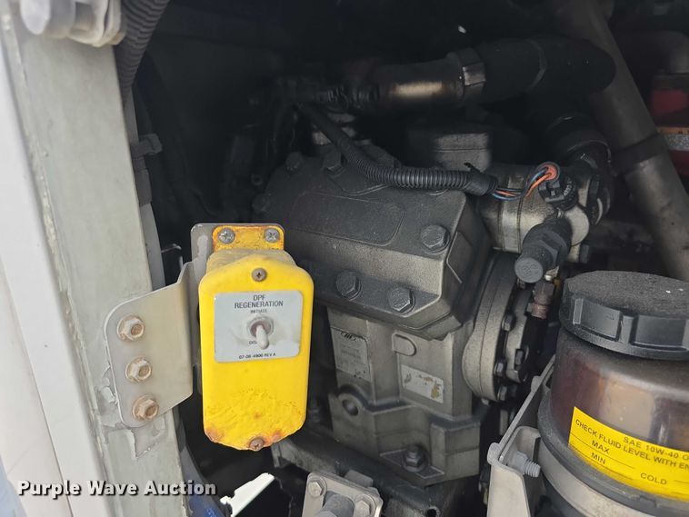 image for item FI0557 2016 MCI F4500 Vocational shuttle bus