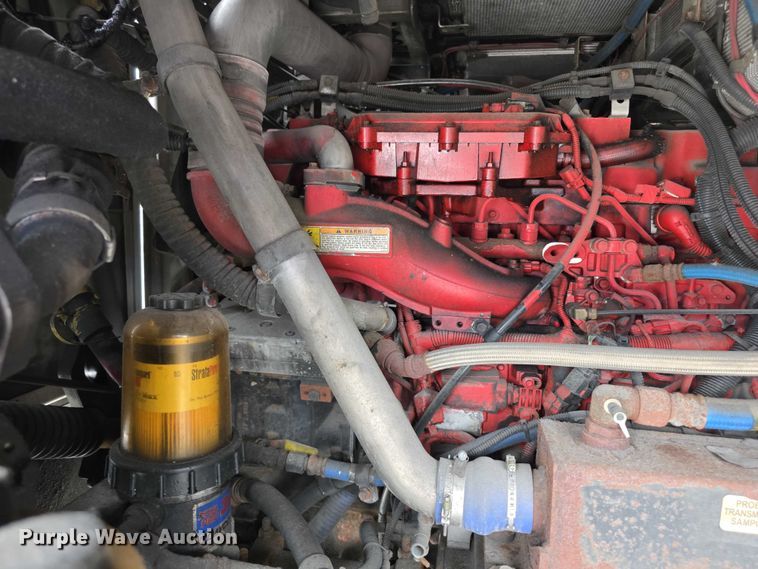 image for item FI0557 2016 MCI F4500 Vocational shuttle bus