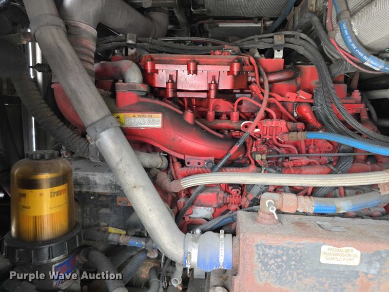 image for item FI0557 2016 MCI F4500 Vocational shuttle bus