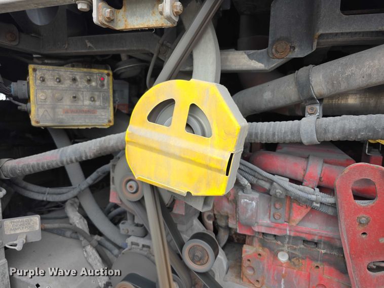 image for item FI0557 2016 MCI F4500 Vocational shuttle bus