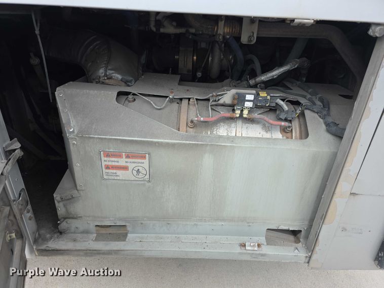 image for item FI0557 2016 MCI F4500 Vocational shuttle bus