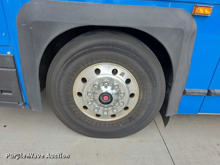 image for item FI0557 2016 MCI F4500 Vocational shuttle bus