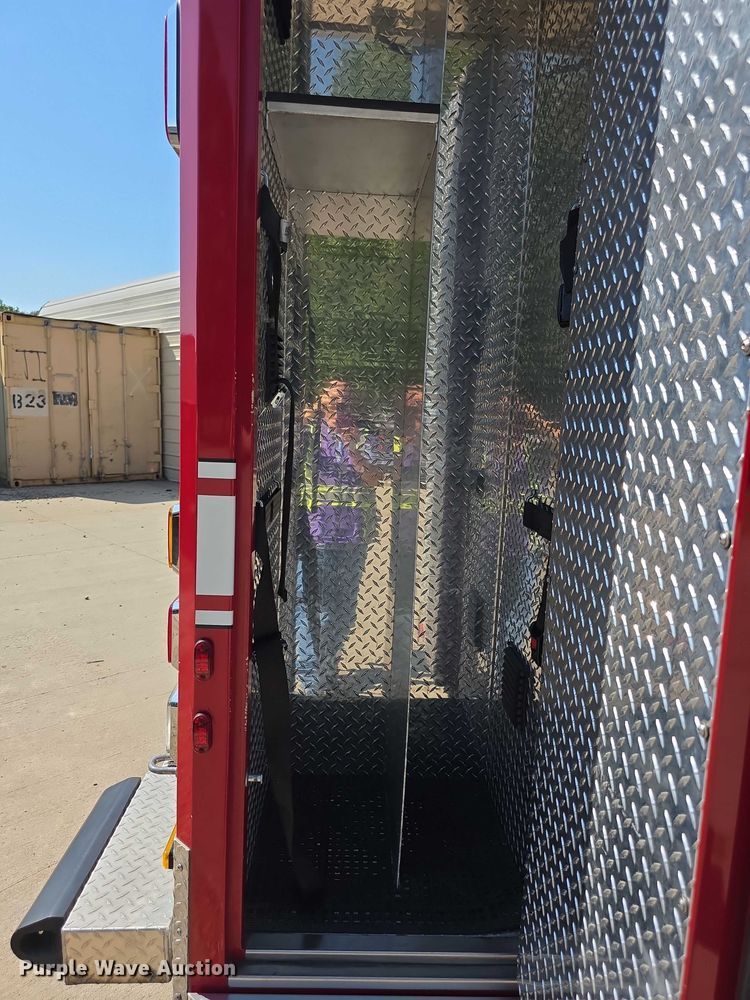 image for item FI0563 2009 Chevrolet Express 4500 ambulance