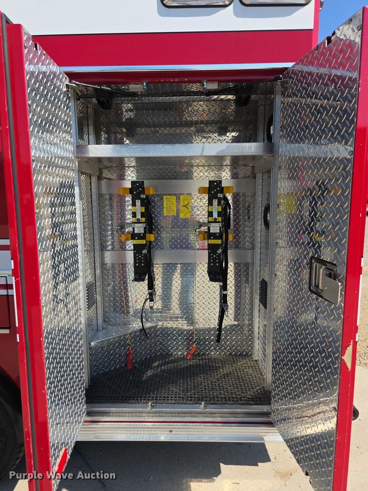 image for item FI0563 2009 Chevrolet Express 4500 ambulance