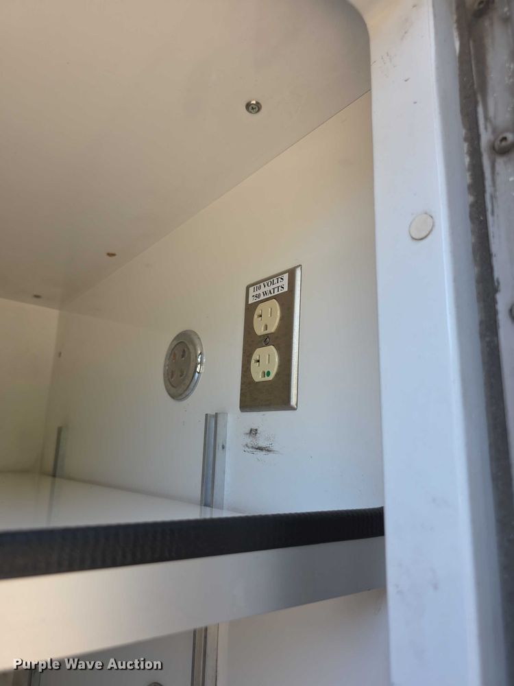 image for item FI0563 2009 Chevrolet Express 4500 ambulance