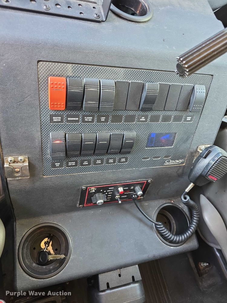 image for item FI0563 2009 Chevrolet Express 4500 ambulance