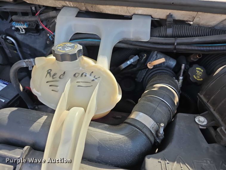 image for item FI0563 2009 Chevrolet Express 4500 ambulance