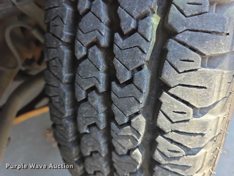 image for item FI0563 2009 Chevrolet Express 4500 ambulance