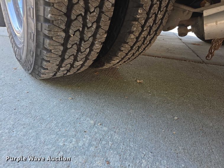 image for item FI0563 2009 Chevrolet Express 4500 ambulance