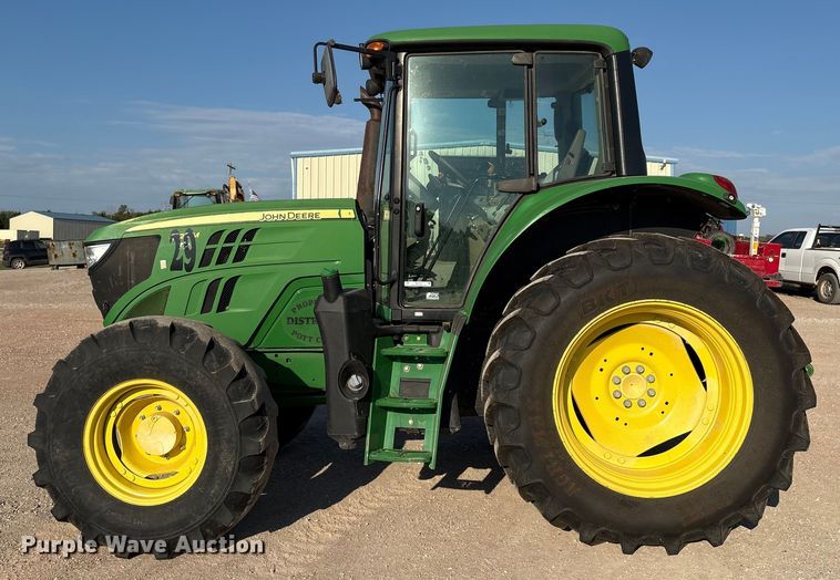 image for item IE9192 2016 John Deere 6120M MFWD tractor